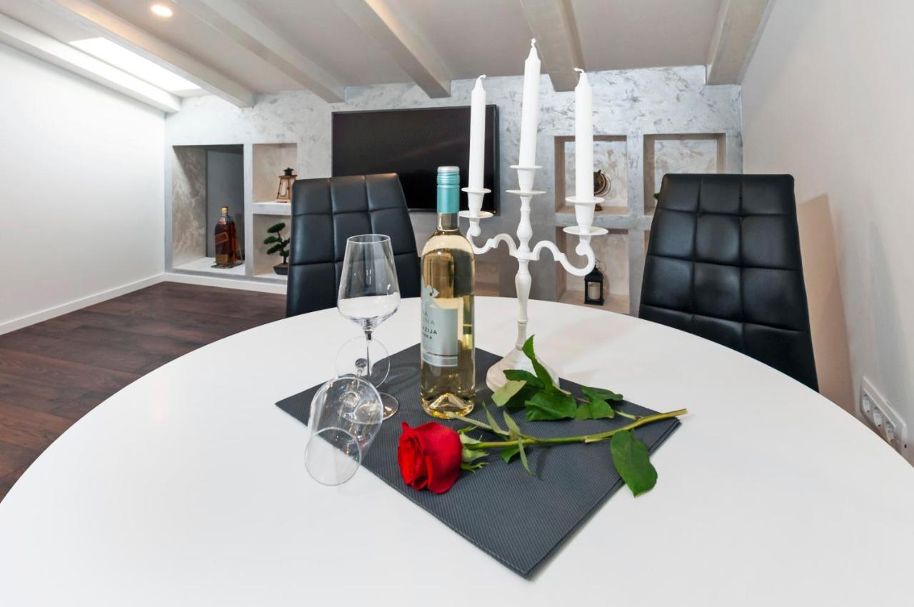 Deluxe Apartments A&A - 2 Rovinj Kültér fotó