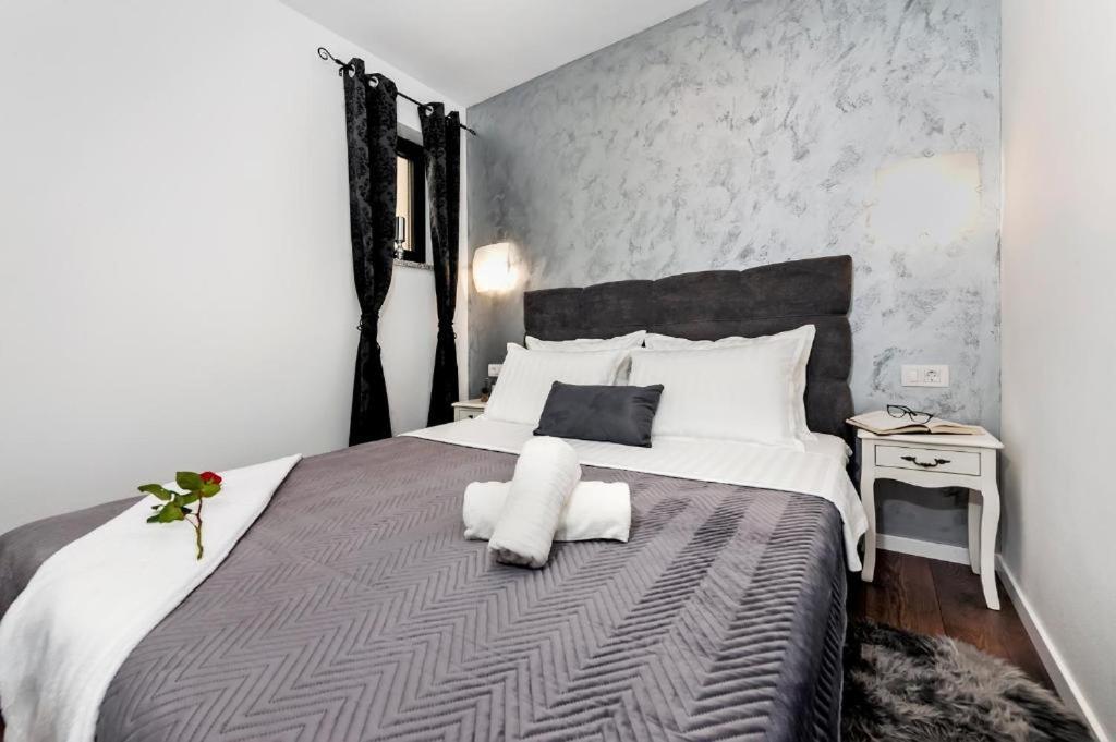 Deluxe Apartments A&A - 2 Rovinj Kültér fotó