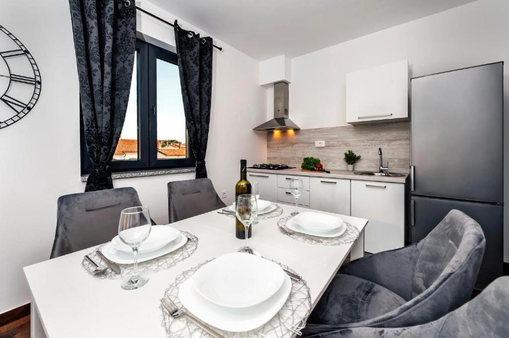 Deluxe Apartments A&A - 2 Rovinj Kültér fotó